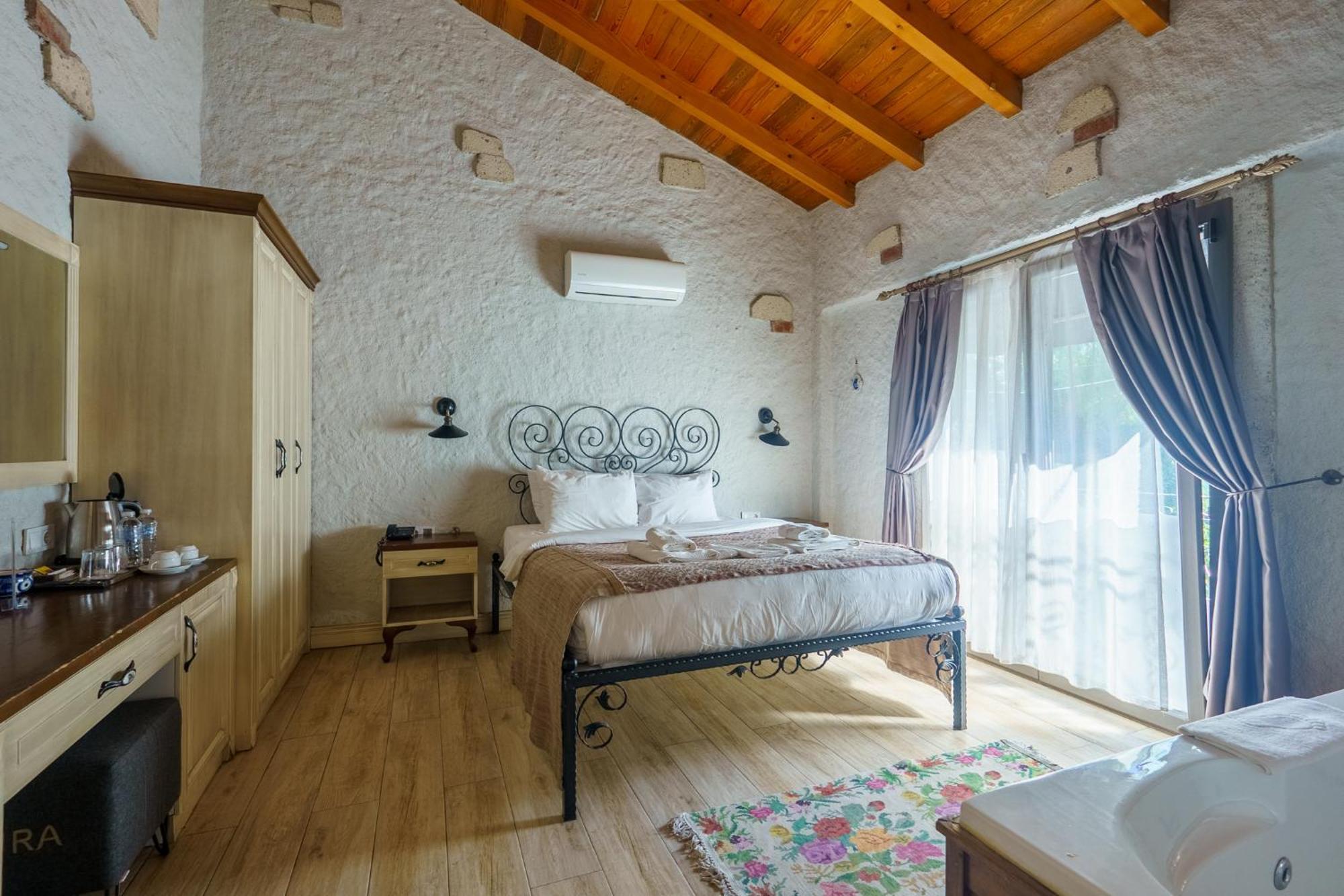 Hotel Alacati Aura 2*
